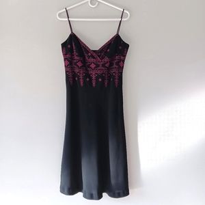 Jones New York Fit & Flare Spaghetti Strap Black Dress, Pink Embroidery, Size 6